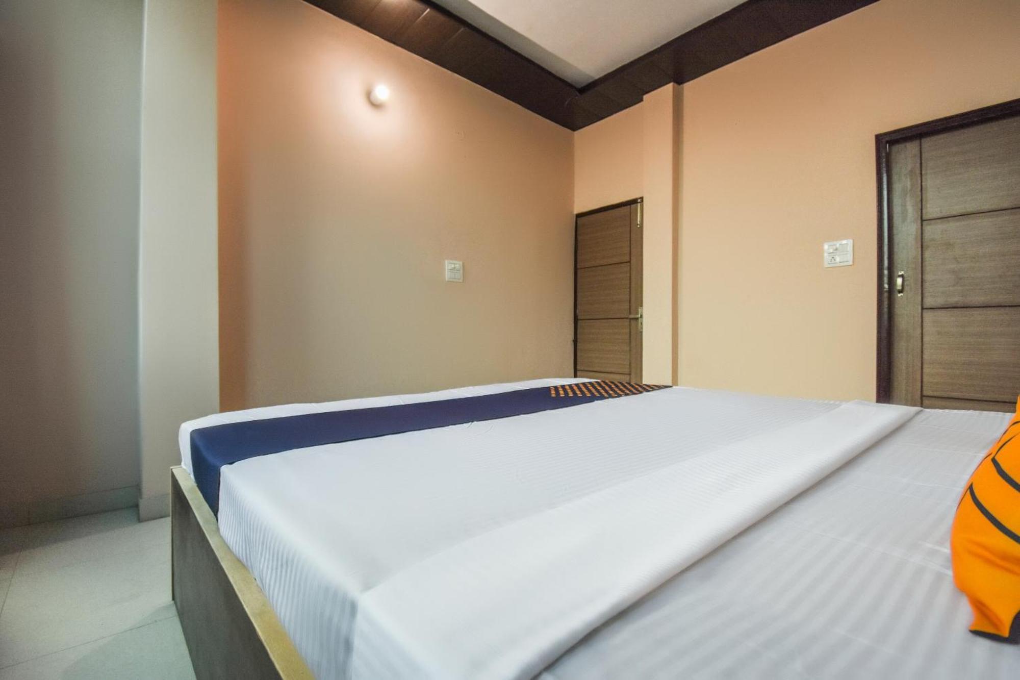 Hotel O Hi Tech Panchkula Ngoại thất bức ảnh