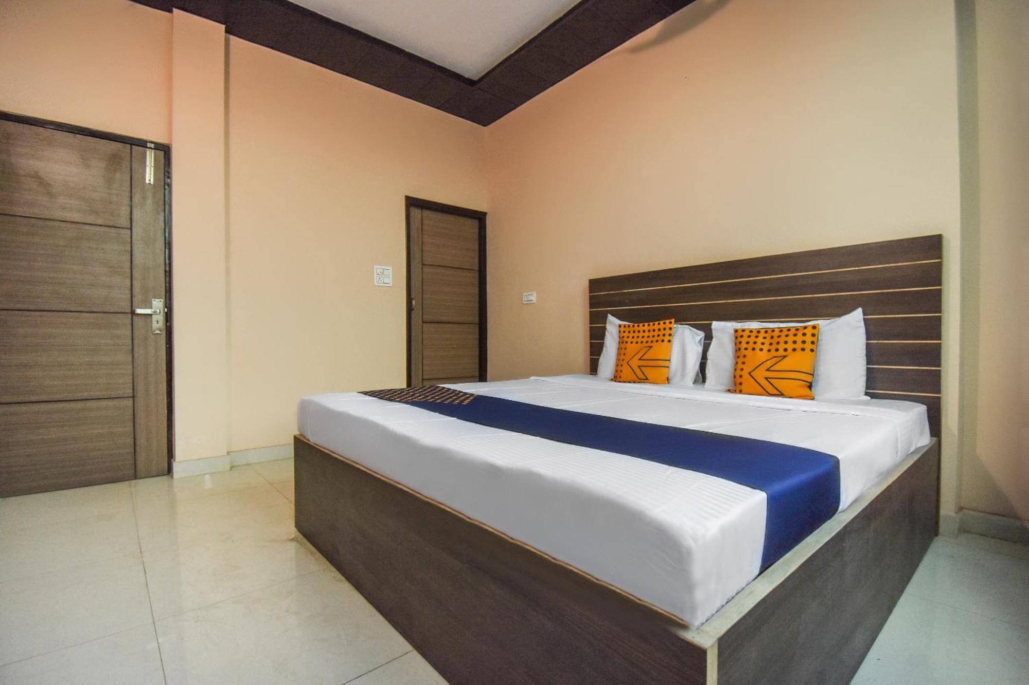 Hotel O Hi Tech Panchkula Ngoại thất bức ảnh