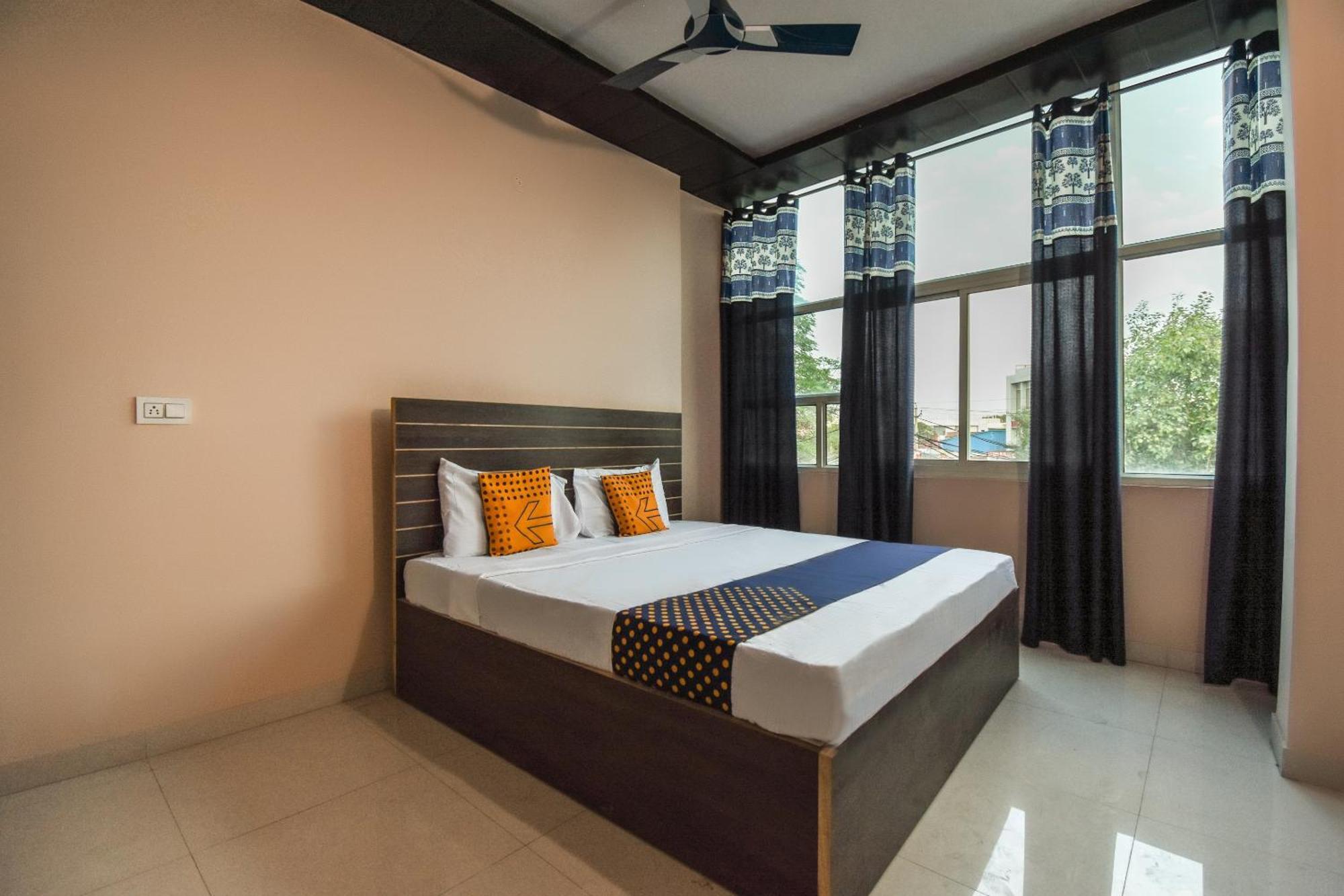 Hotel O Hi Tech Panchkula Ngoại thất bức ảnh