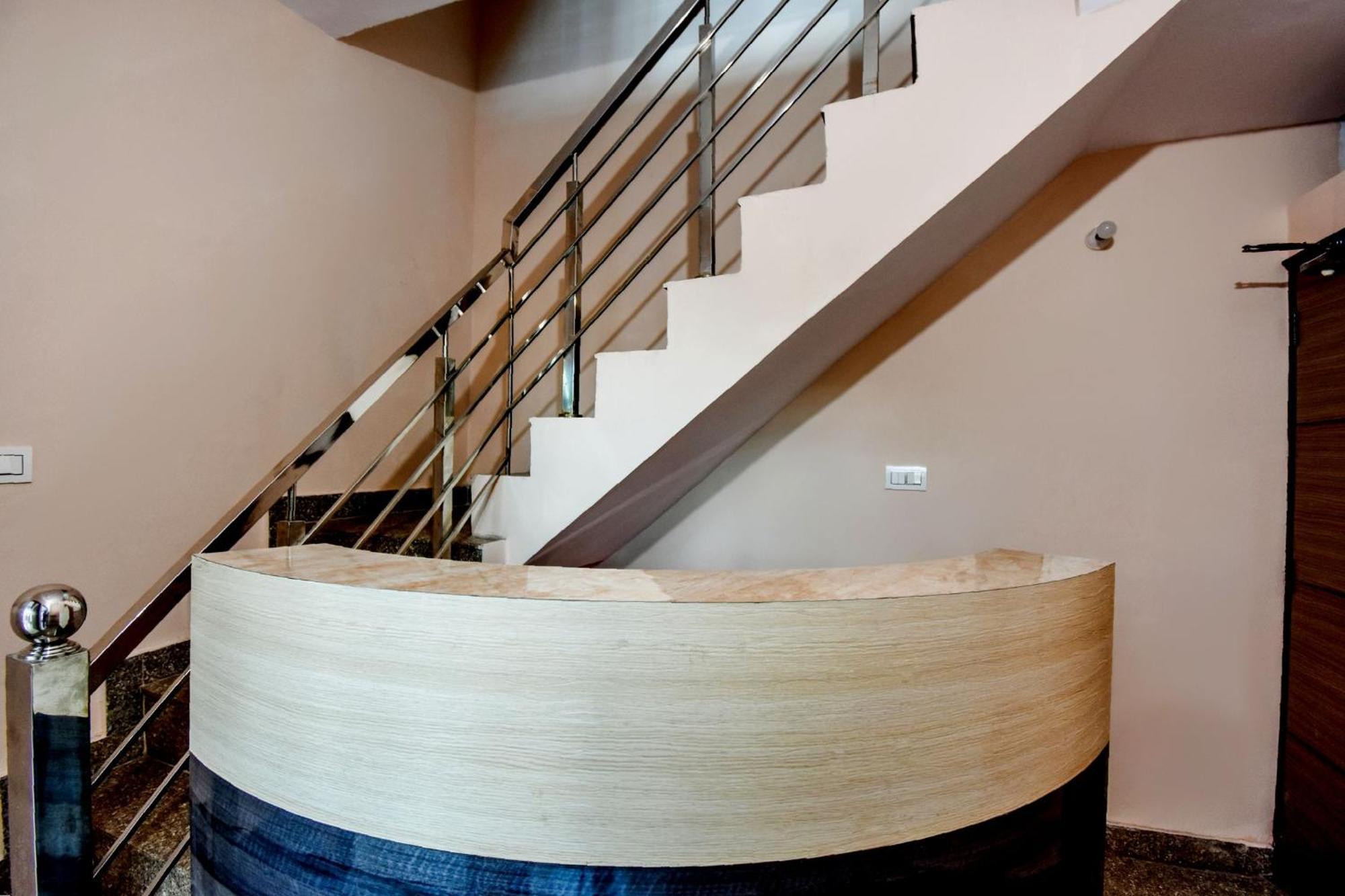 Hotel O Hi Tech Panchkula Ngoại thất bức ảnh